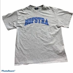 ✶ ✶VINTAGE HOFSTRA COLLEGE TEE ✶ ✶